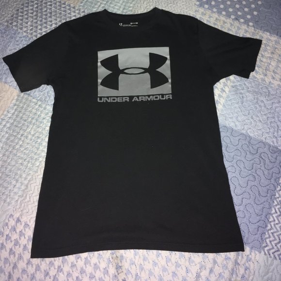 Under Armour Shirt - Picture 1 of 3